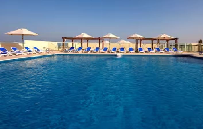 Shelf Pool Bar